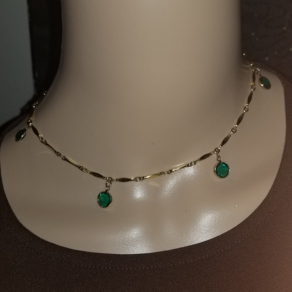 ***Gold necklace W/Green Stones***